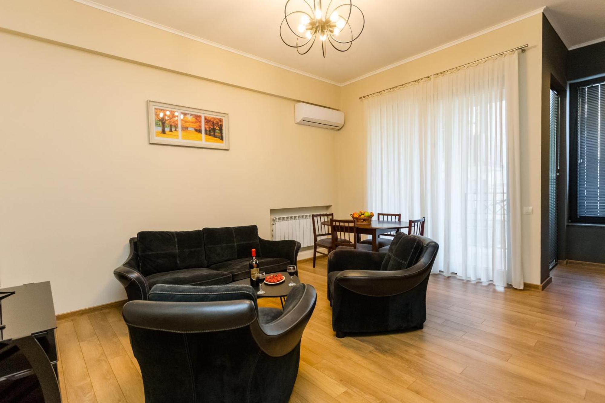 Comfy Home V Tbilisi Esterno foto